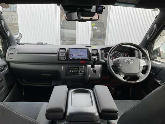 ハイエースバン2.8 スーパーGL ダークプライムII ロングボディ ディーゼルターボ 4WD　8インチナビTV 両側パワスラ ベッドキット 2800
