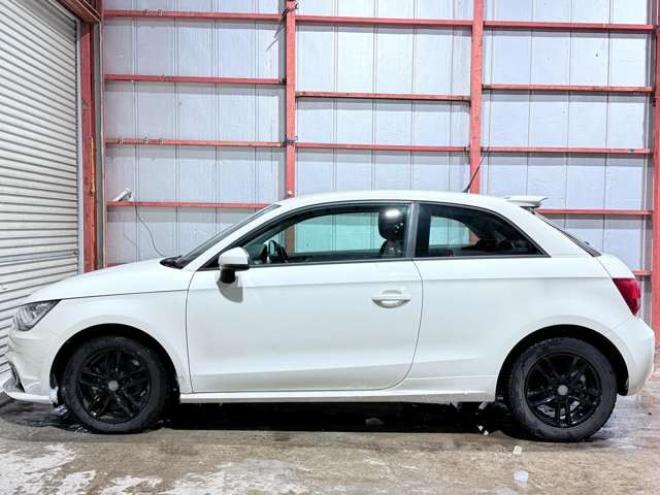アウディA1 1.4 TFSI　下廻防錆TVナビ 正規輸入車 2WD 1400
