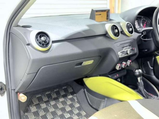 アウディA1 1.4 TFSI　下廻防錆TVナビ 正規輸入車 2WD 1400