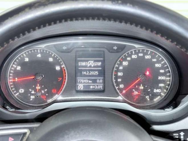 アウディA1 1.4 TFSI　下廻防錆TVナビ 正規輸入車 2WD 1400