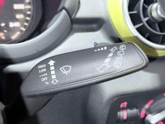 アウディA1 1.4 TFSI　下廻防錆TVナビ 正規輸入車 2WD 1400