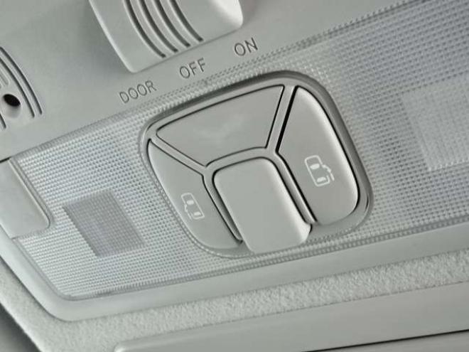 エスティマ2.4 アエラス 4WD　本州仕入 保証付1年 Wパワスラ 寒冷地 ナビ 2400