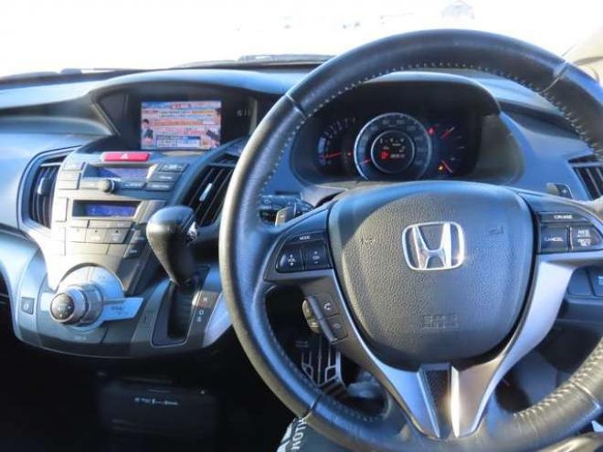 オデッセイ2.4 アブソルート 4WD　検2年 自社 ローンカノウ 2400