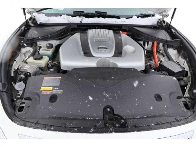 フーガハイブリッド3.5 Aパッケージ　検R7/12　自社　ローンカノウ 2WD 3500