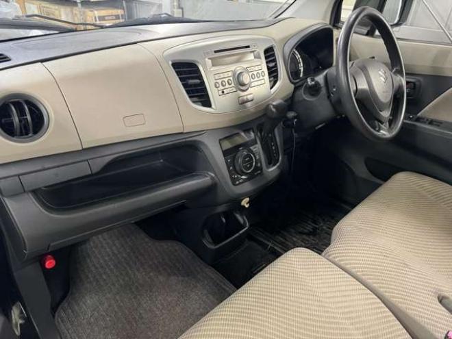 ワゴンRFX 4WD　12ヶ月点検済　下廻り防錆塗装　夏冬タイヤ 660