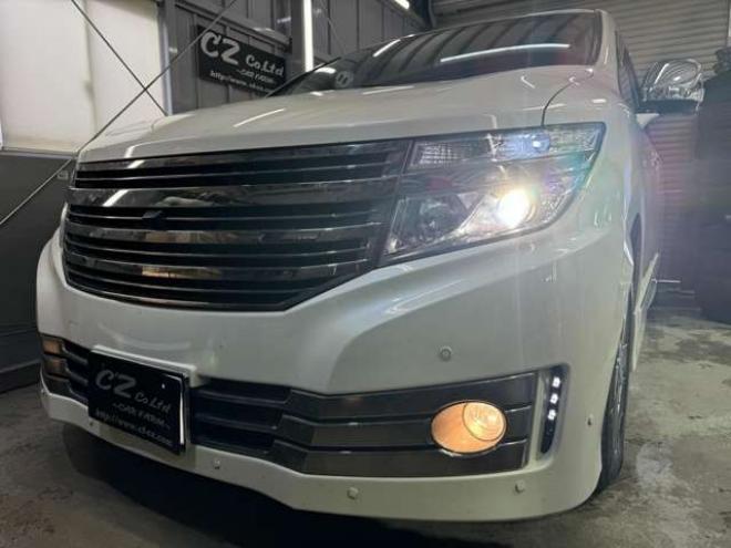 エルグランド2.5 ライダー ブラックライン 4WD　黒革シート 2500