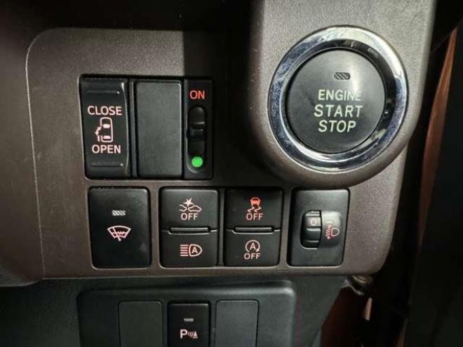 ルーミー1.0 X S 4WD　ワンオーナー　ナビ　TV　Bluetooth 1000