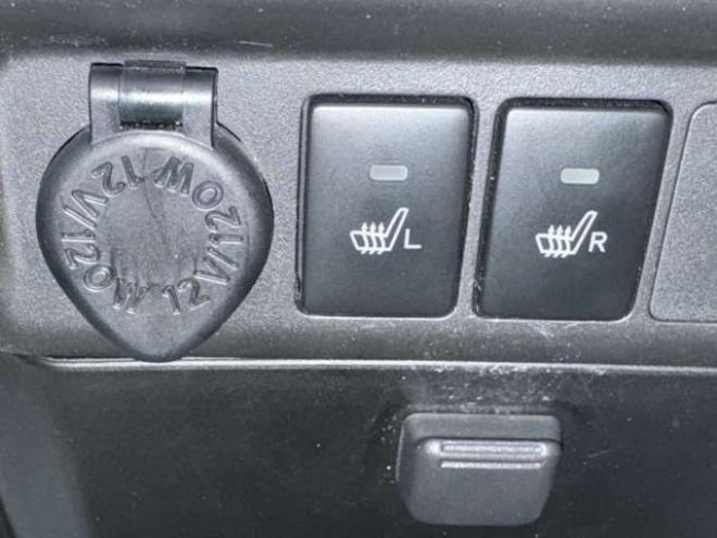 ルーミー1.0 X S 4WD　ワンオーナー　ナビ　TV　Bluetooth 1000