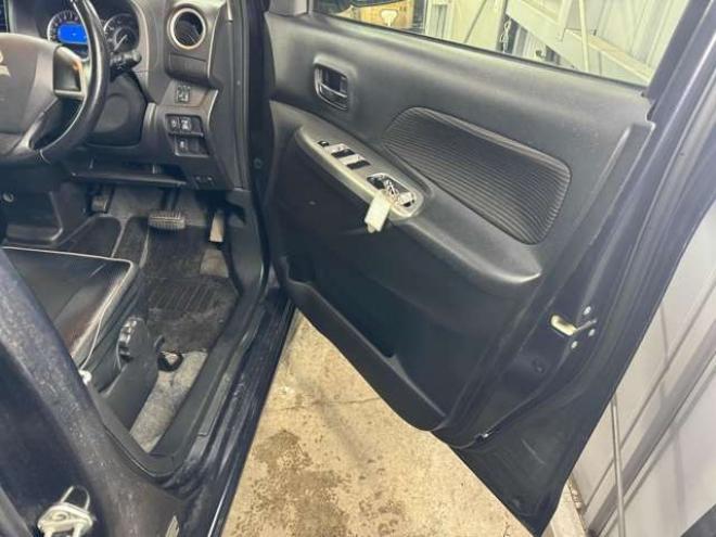 ekスペースカスタム G 4WD　12ヶ月点検済　下廻り防錆塗装済 660
