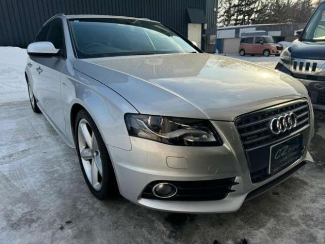 アウディA4アバント 2.0 TFSI クワトロ Sラインパッケージ 4WD　ナビ　TV　Bカメラ 正規輸入車 2000
