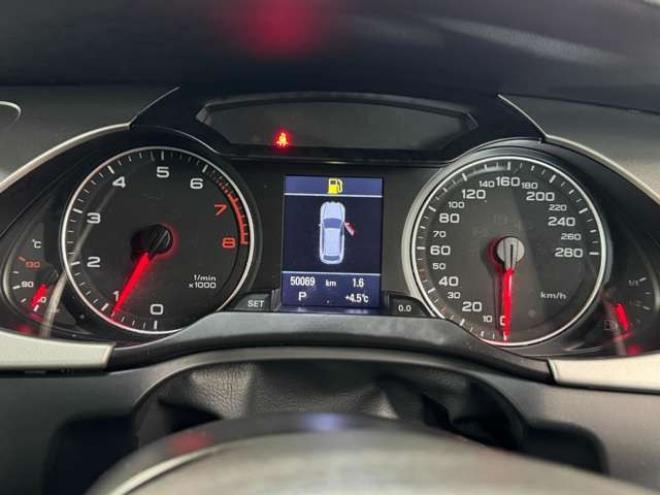アウディA4アバント 2.0 TFSI クワトロ Sラインパッケージ 4WD　ナビ　TV　Bカメラ 正規輸入車 2000