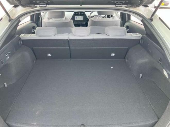 プリウスPHV1.8 S セーフティパッケージ　 2WD 1800