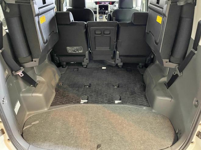 ヴォクシー2.0ZS 4WD 5年保証 スマキー ETC 寒冷地仕様 禁煙 車検整備2年付