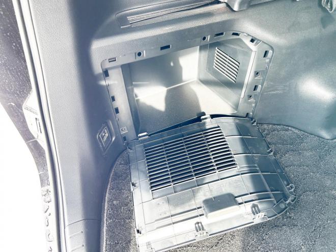 ヴェルファイア2.5Z Aエディション 4WD　ローンが不安な方＜優遇ローン＞　本州仕入　モデリスタ　後席モニター　LED