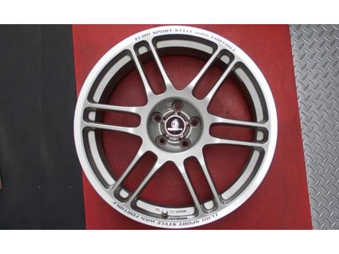 18インチアルミ 18×7.5J +48 100/5H