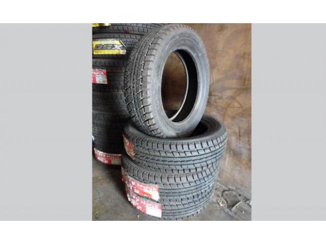 新古冬タイヤ 175/60-15 ダンロップ DS-2