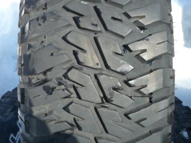 285/75R16 中古夏タイヤ　285/75/16LT 　グットイヤー