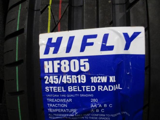 ハイフライ　HF805　245/45R20　新品　4本